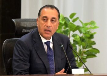 رئيس الوزراء يكتب: الدّيْن العام للدولة بين لحظة الذروة ومسار التصحيح