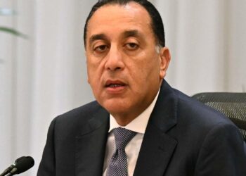 رئيس الوزراء يغادر العاصمة اللبنانية عائدا إلى القاهرة