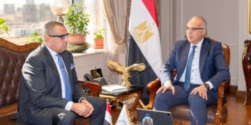 وزير الري ومحافظ جنوب سيناء يبحثان موقف مشروعات الموارد المائية بالمحافظة