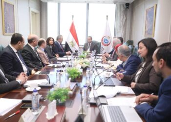 وزير الصحة يترأس اجتماع مجلس إدارة الهيئة العامة للمستشفيات التعليمية