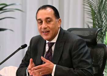 رئيس الوزراء يهنئ الرئيس السيسي بالعام الميلادي الجديد