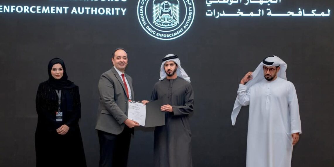 الإمارات تختار عمرو عثمان رئيسًا لخبراء تطوير مادة الأمن والسلامة بالمناهج التعليمية الإماراتية