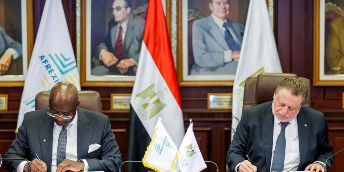 المركزي المصري وأفريكسيم بنك يوقعان مذكرة تفاهم لإنشاء بنك إفريقي للذهب في مصر