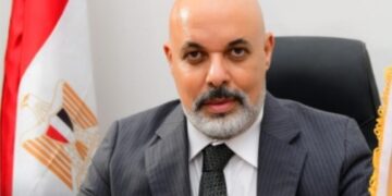 الذهب ينهي الأسبوع على تراجع طفيف وترقب لقرارات الفيدرالي