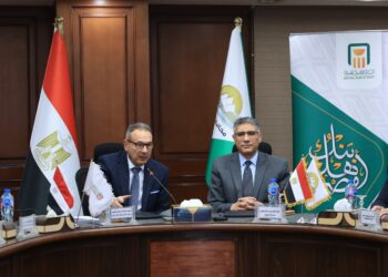 البنك الأهلي ومحافظة الجيزة يوقعان بروتوكول تعاون لدعم وتمكين المشروعات الصغيرة والمتوسطة