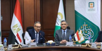 البنك الأهلي ومحافظة الجيزة يوقعان بروتوكول تعاون لدعم وتمكين المشروعات الصغيرة والمتوسطة