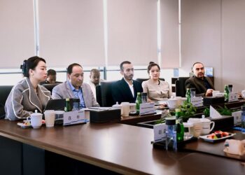 الأمير سلطان بن منصور آل سعود يقود مباحثات تعاون استراتيجي مع إنفينيكس في شنغهاي