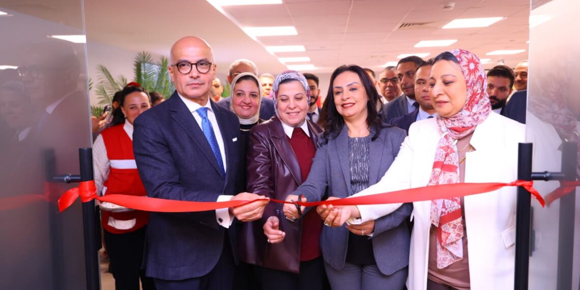 وزيرة التضامن تفتتح المركز التطوعي والمرصد المجتمعي بجامعة عين شمس