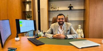 جون لوكا يتوقع ارتفاع الذهب لـ 4900 دولار للأونصة 