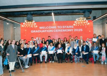إي آند مصر تحتفل بتخريج أولى دفعات برنامج «Stars» لذوي الاحتياجات الخاصة