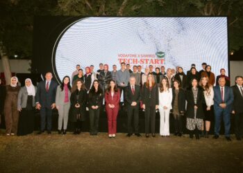 ڤودافون مصر وساويرس تطلقان منحة Tech-Start لدعم 25 طالبًا في التخصصات التكنولوجية