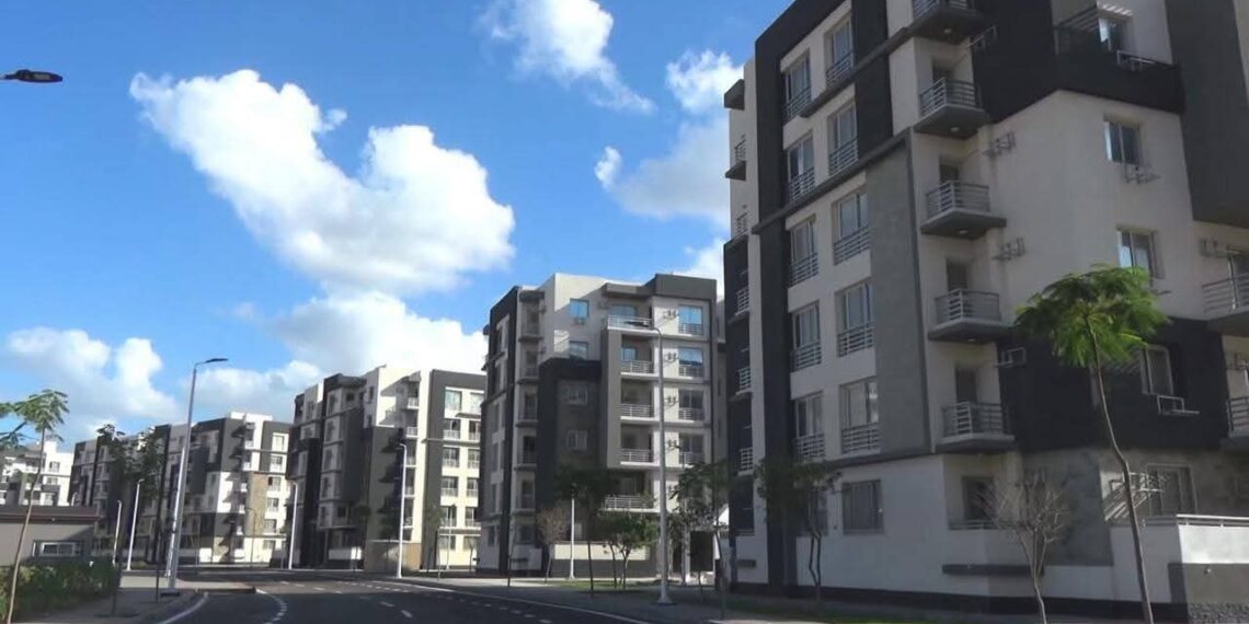 الأحد المقبل..بدء تسليم وحدات سكنية بمشروع بيت الوطن للمصريين بالخارج بدمياط الجديدة