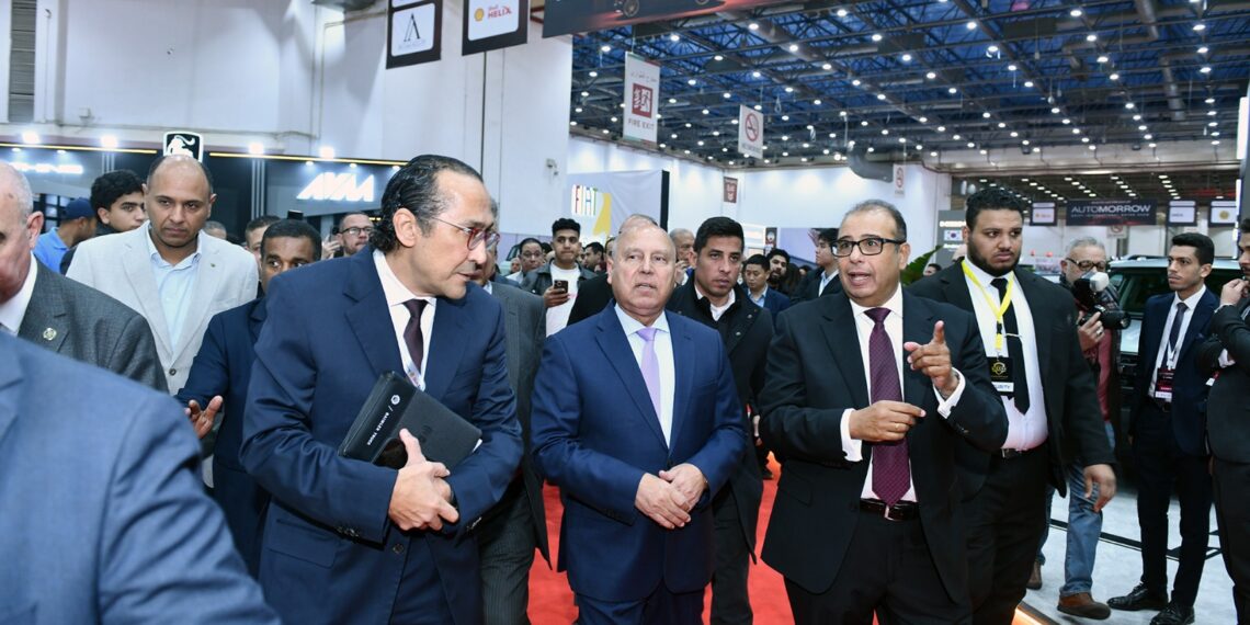 تنمية المشروعات يضخ 500 مليون جنيه لبنك قناة السويس