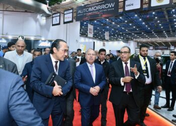 تنمية المشروعات يضخ 500 مليون جنيه لبنك قناة السويس