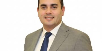 حسن عبداللطيف: إيجابيات وتوسعات مرتقبة بقطاع التمويل متناهي الصغر بعد خفض الفائدة