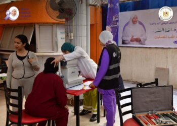 انطلاق أولي القوافل الطبية لجمعية الباقيات الصالحات بدار هداية بركات لكبار السن بالجيزة