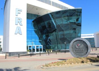 الرقابة المالية تُلزم شركات التخصيم بالاستعلام الإلكتروني عن الفواتير