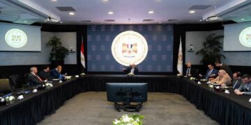 وزير الاستثمار يبحث دعم الشركات الناشئة وتيسير إجراءات التأسيس والتمويل