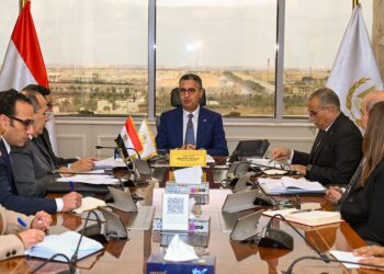 اجتماعًا موسعًا للتموين لمتابعة الاحتياطي الاستراتيجي من السلع