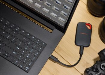 SanDisk تطلق جيلًا جديدًا من أقراص SSD المحمولة بسرعات أعلى ودعم لمحتوى الذكاء الاصطناعي