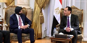 رئيس الوزراء يستقبل وفد البنك الدولي لبحث دعم الإصلاح الاقتصادي وتعزيز الاستثمار