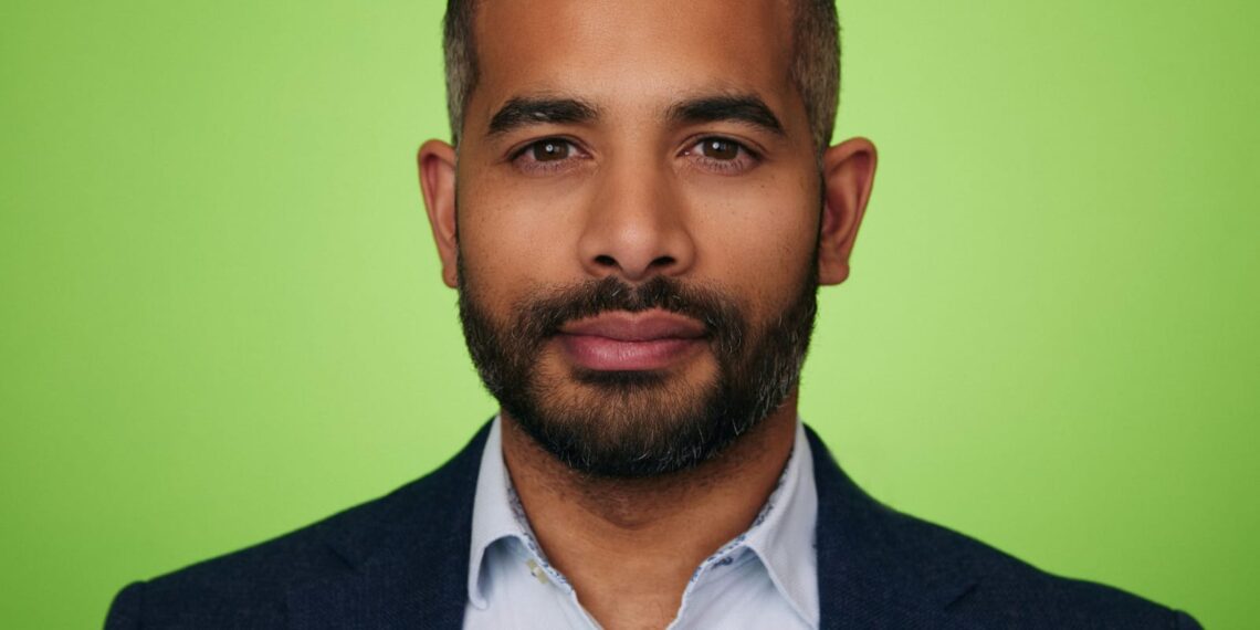 بيتكوين تتكبد 5 أشهر متتالية من الخسائر وسط تحركات مصرفية لدمج العملات الرقمية