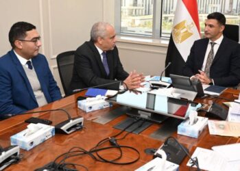 “الصناعة” تبحث مع “العربي” تنفيذ توسعات بقيمة 480 مليون دولار خلال 5 سنوات