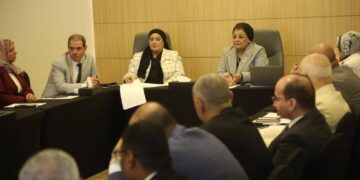 “الصحة” تعقد اجتماعًا لمتابعة مؤشرات تنمية الأسرة والقضية السكانية