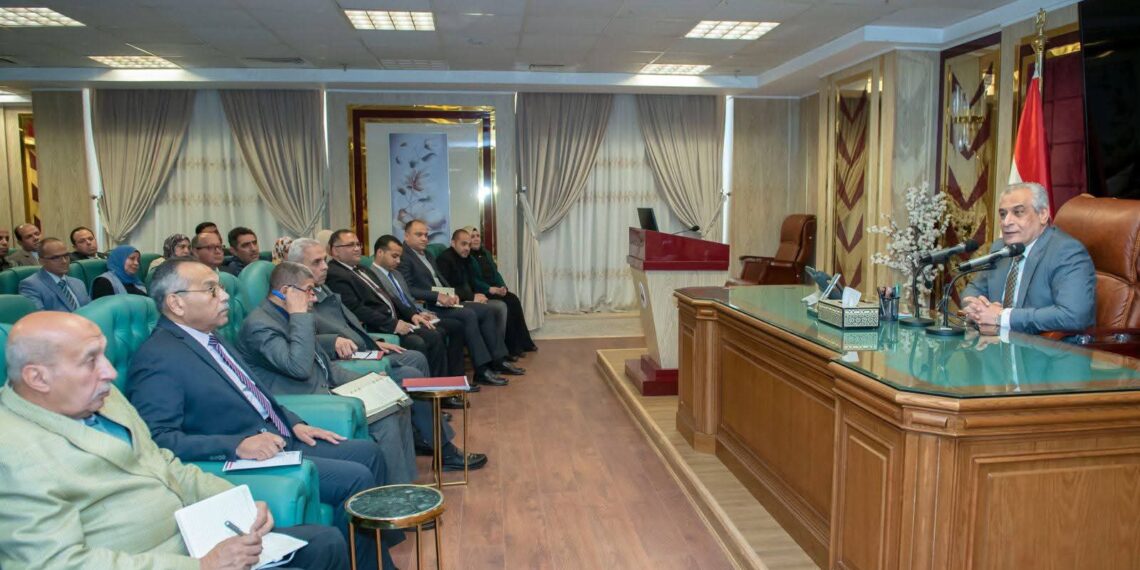 جمبلاط يوجّه بتعزيز الحوكمة المالية في شركات الإنتاج الحربي