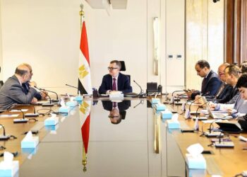 التخطيط تبحث مع البنك الدولي تعزيز الشراكة ودعم برامج التنمية المحلية