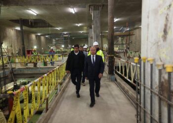 وزير النقل يتفقد محطة الملك الصالح بالخط الرابع للمترو