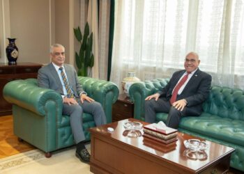 الإنتاج الحربي و”العربية للتصنيع” يبحثان إنشاء مصنع لإنتاج السهام والألعاب النارية