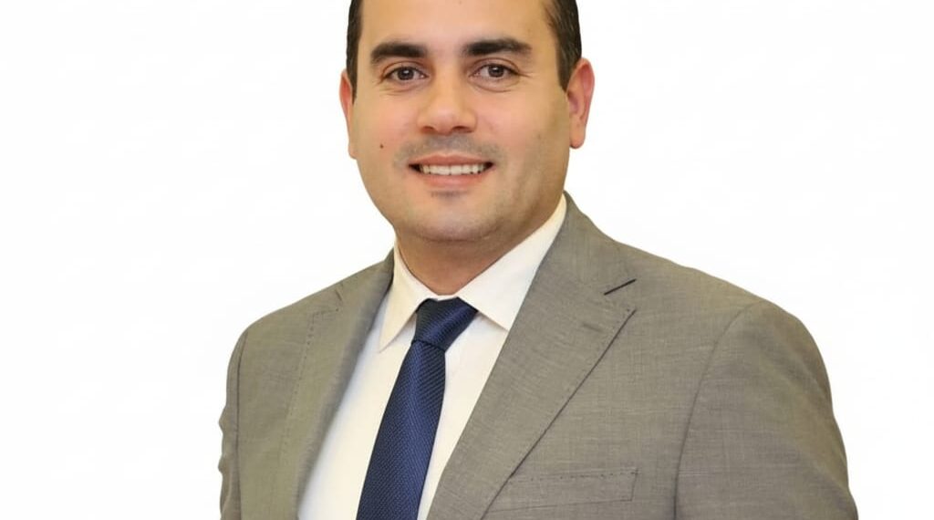 حسن عبداللطيف: رفع الوقود قد يؤثر علي محافظ وعملاء التمويل الاستهلاكي ومتناهي الصغر