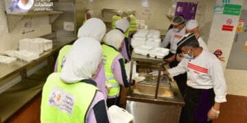 مطبخ الباقيات الصالحات يواصل تجهيز وجبات إفطار الصائمين