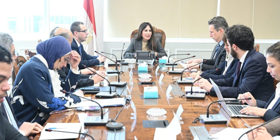 وزيرة الإسكان تبحث تعزيز التعاون مع البنك الأوروبي لإعادة الإعمار والتنمية