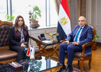 «تراخيص الشواطئ» توافق على 22 مشروعًا بينها خط غاز قومي بالسخنة