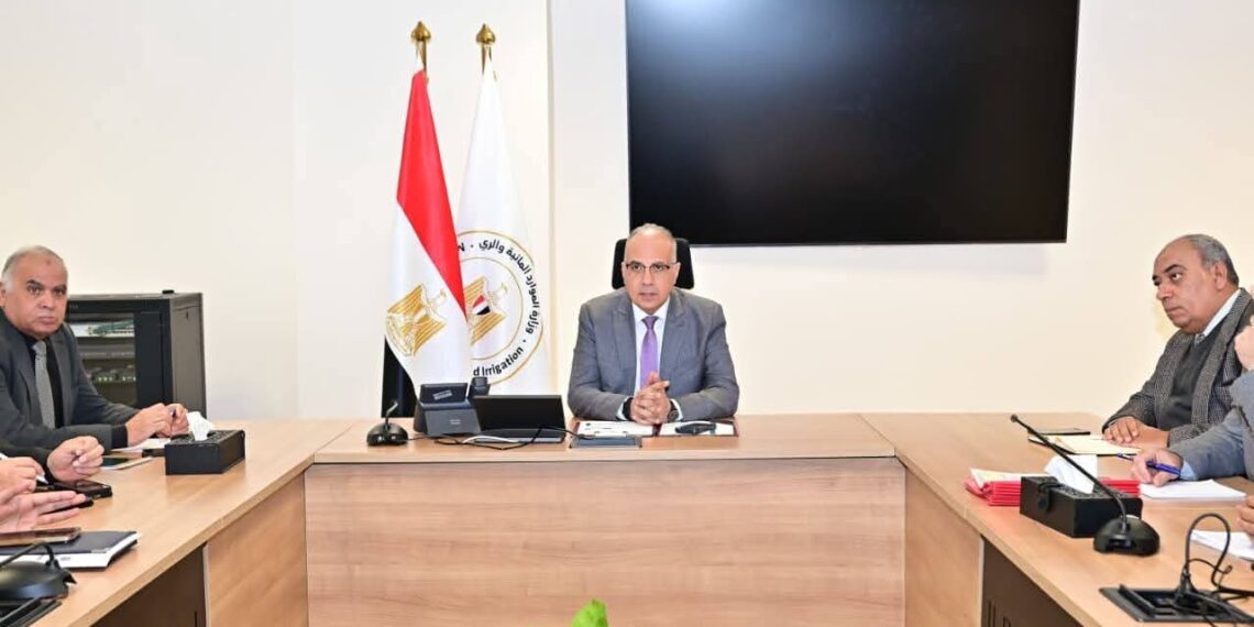 “الري” تتابع تنفيذ نموذج لتطوير إدارة المياه بترعة الإسماعيلية وفروعها