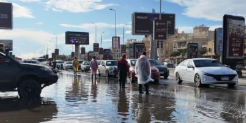الهلال الأحمر المصري يدفع بفرق الطوارئ لمواجهة السيول وموجة الأمطار