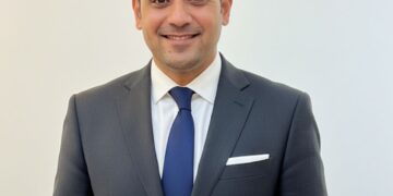 محمود الحلفاوي يكتب: صناديق الفضة ملاذٌ آمن.. أم وهمٌ لامع؟