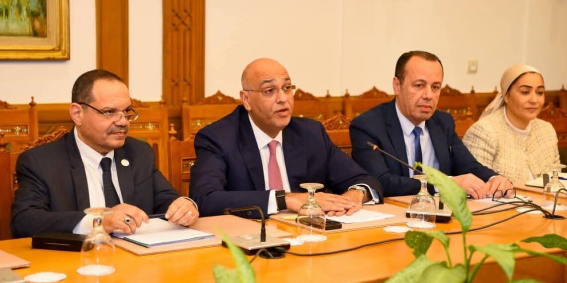 التعاون الدولي تبحث تعزيز دعم المشروعات الصغيرة والمتوسطة مع جهاز تنمية المشروعات