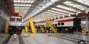 “السكك الحديدية”: تطبيق إجراءات السلامة لمواجهة سوء الأحوال الجوية