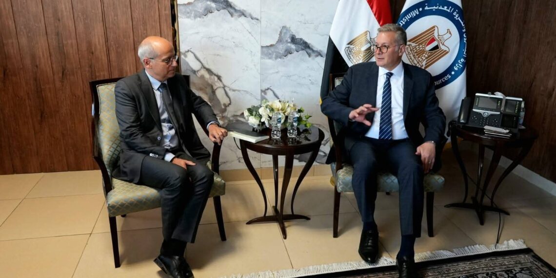 توتال إنرجيز تعتزم التوسع في استكشاف الغاز بالبحر المتوسط في مصر
