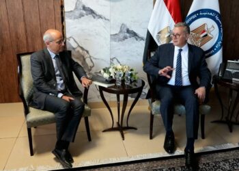 توتال إنرجيز تعتزم التوسع في استكشاف الغاز بالبحر المتوسط في مصر