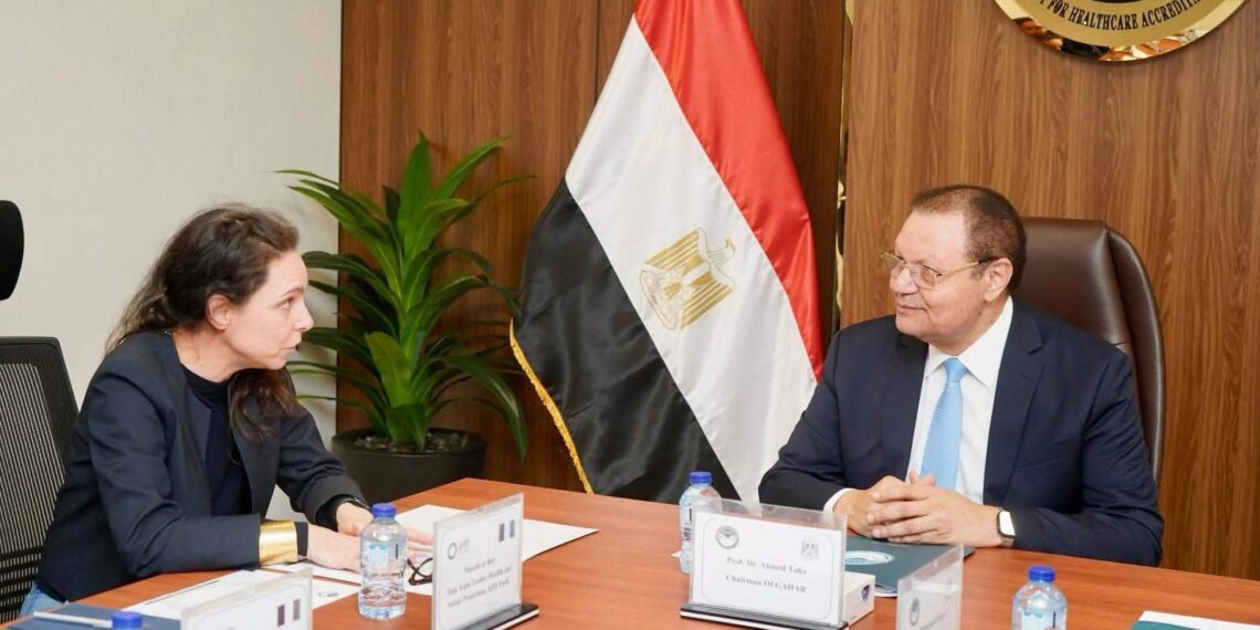 هيئة الاعتماد الصحي تبحث تعزيز التعاون مع فرنسا لدعم جودة الرعاية الصحية في مصر