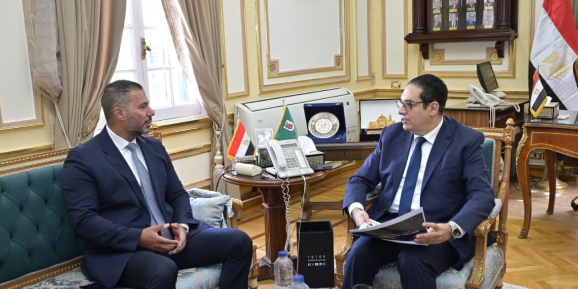 البورصة وجامعة القاهرة تتعاونان لنشر ثقافة الاستثمار
