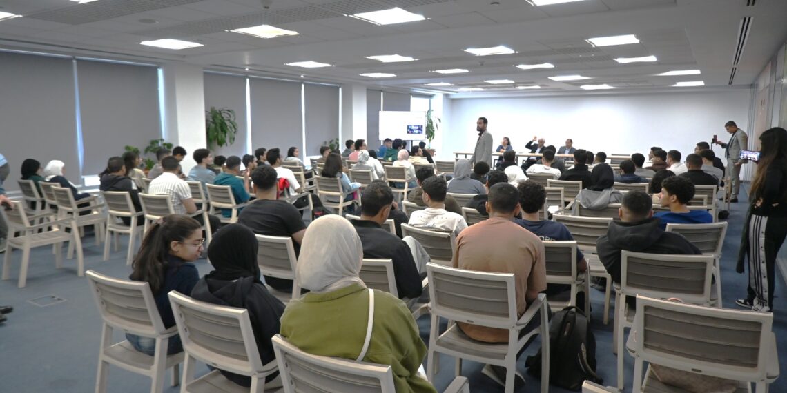 RAKICT تدرب طلاب الهندسة على مسارات الذكاء الاصطناعي بالأكاديمية العربية