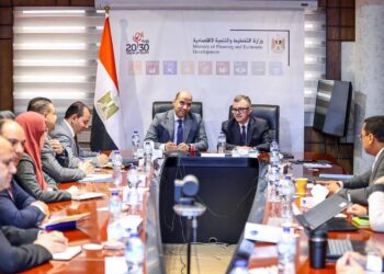 تنسيق حكومي لربط الاستثمار بسوق العمل وتعزيز التشغيل في مصر
