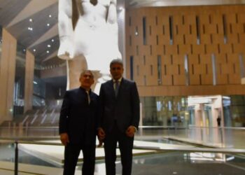 رئيس تتارستان يشيد بالمتحف المصري الكبير وتجربة العرض المتحفي الحديثة