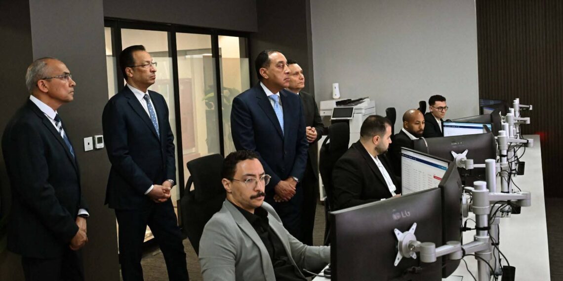«الصناعة» تبحث تعزيز التعاون مع إريتريا
