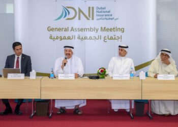 دبي الوطنية للتأمين تعتمد توزيع أرباح نقدية بنسبة 15% 